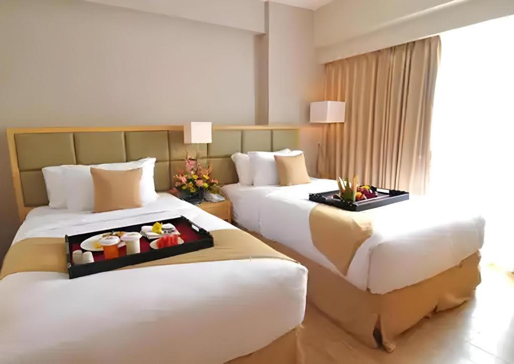 Hotel Horison Ultima Semarang Exterior foto