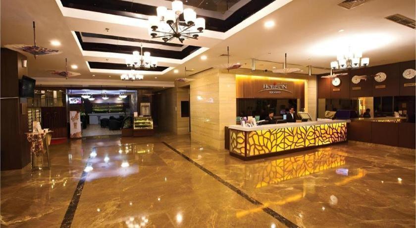 Hotel Horison Ultima Semarang Exterior foto