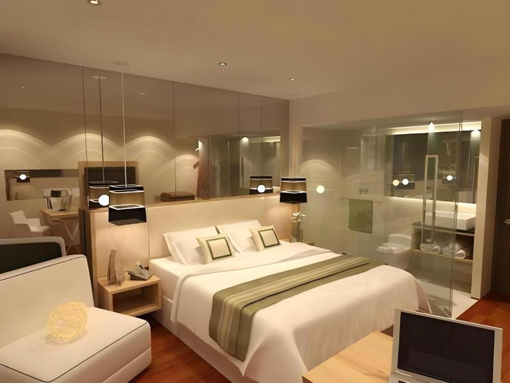 Hotel Horison Ultima Semarang Exterior foto